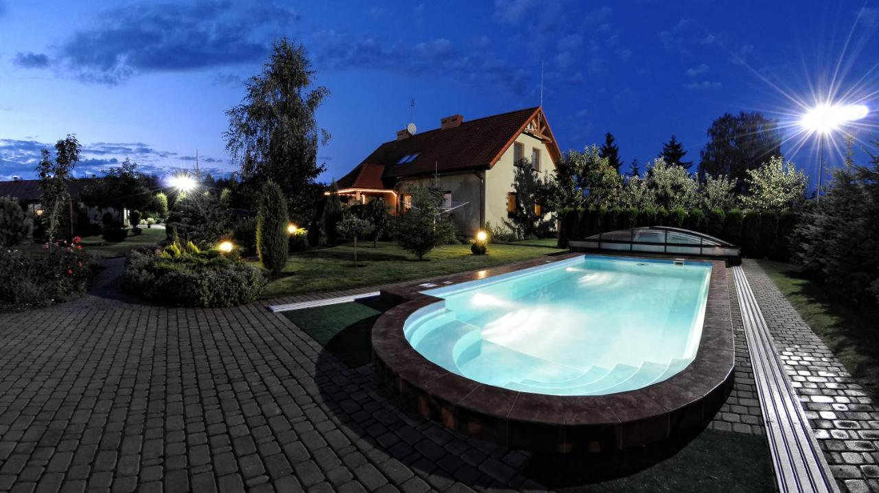 Szumi Las Events & Apartments Regimin Kültér fotó